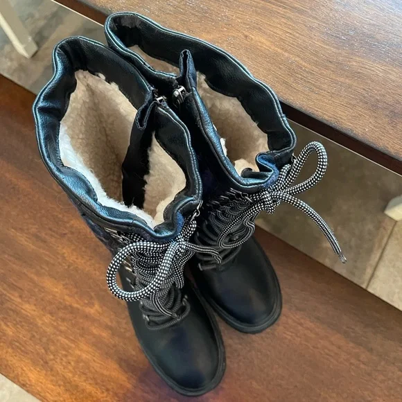 Pajar Snow Boots, 8-8 1/2, Excellent condition! - Picture 4 of 11